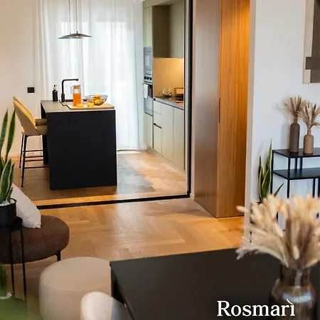 Rosmari, Designer With Free Parking Apartamento Cefalù